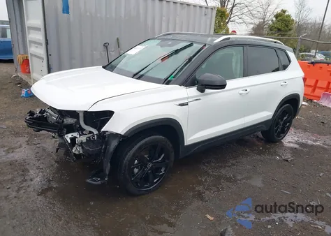 2024 Volkswagen Taos Se из США, поврежденный, VIN 3VVEX7B29RM107438